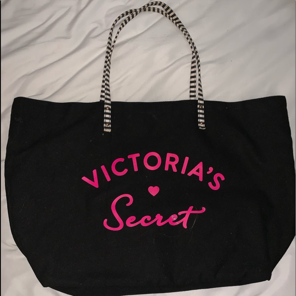 VICTORIA’S SECRET TOTE BAG